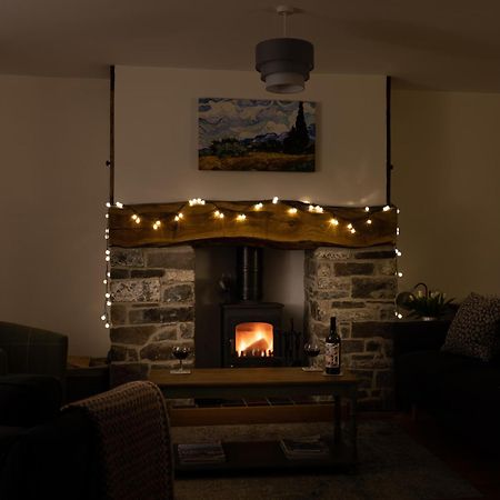 Family Country Cottage With Stunning Mountain Views Myddfai Bagian luar foto